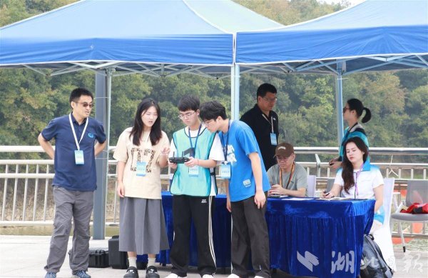 优配速至 168支队伍参赛！首届大学生遥感学科数智创新大赛在赤壁举办